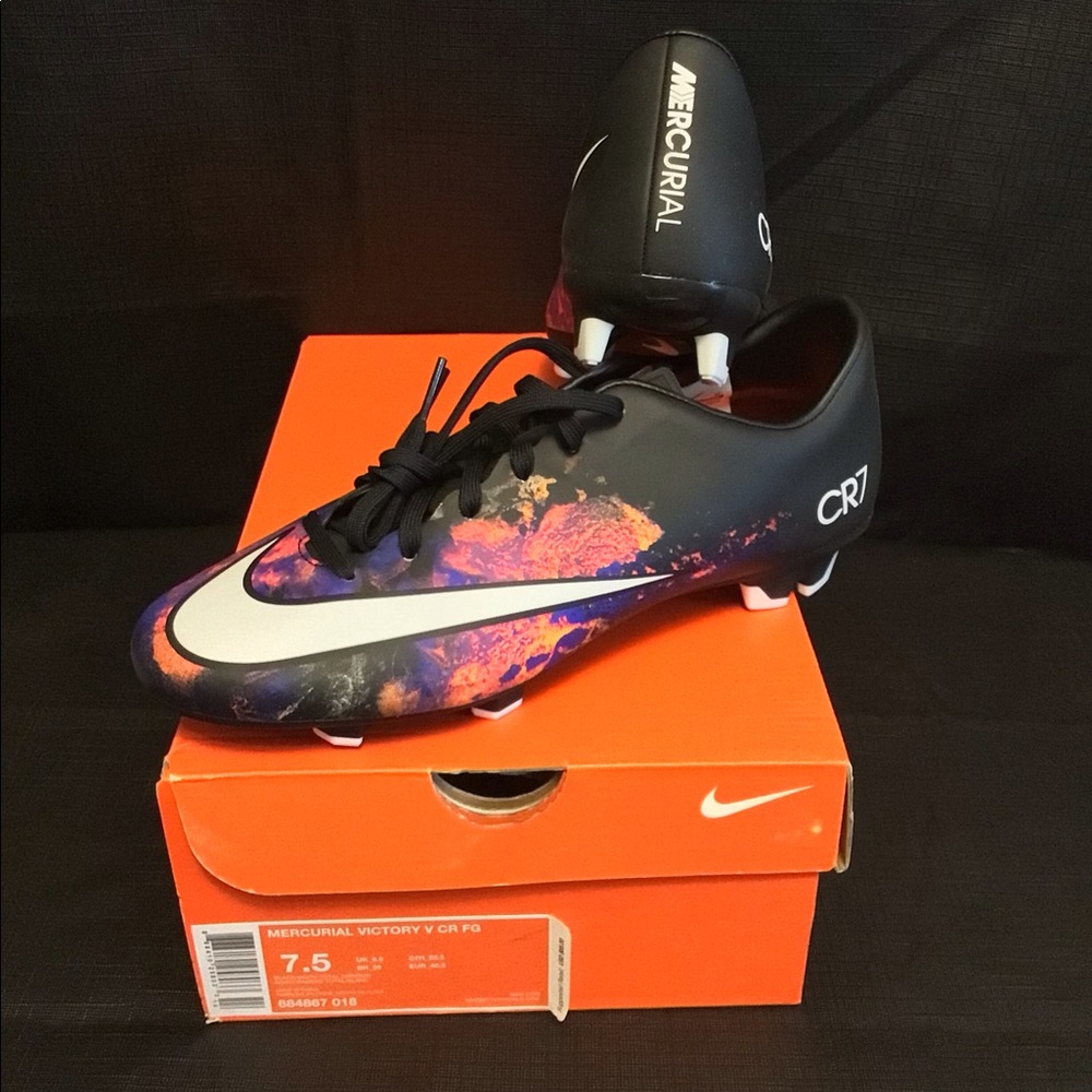 Men’s Nike Soccer Cleats